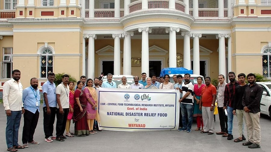 <div class="paragraphs"><p>Dr Sridevi Annapurna Singh, Director of CSIR-CFTRI, Mysuru and their staff while sending food products to the relief camps of Wayanad. </p></div>